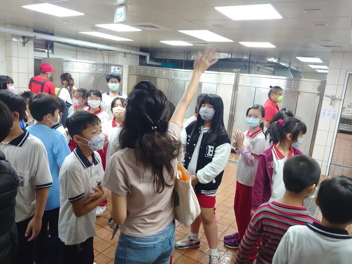 參觀廚房
